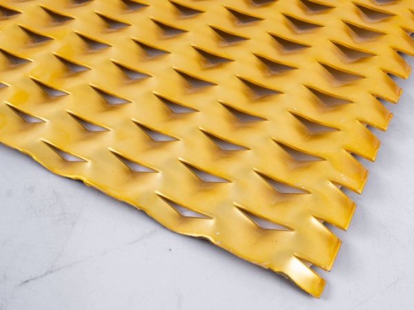 Yellow decorative expanded metal 30600 details